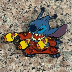 Loungefly - Stitch Alien - Ray Guns Lilo & Stitch Disney Pin